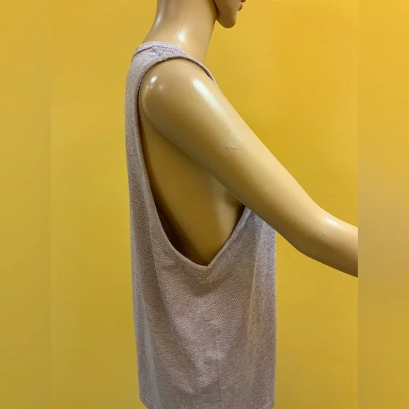 All in Motion - Picture 2 of 3